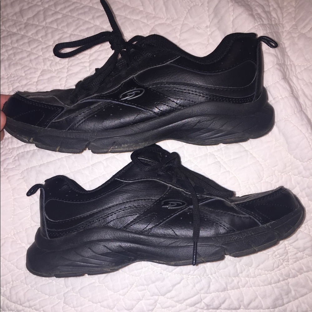 🖤BLACK SIZE 7.5 NONSLIP SHOES🖤